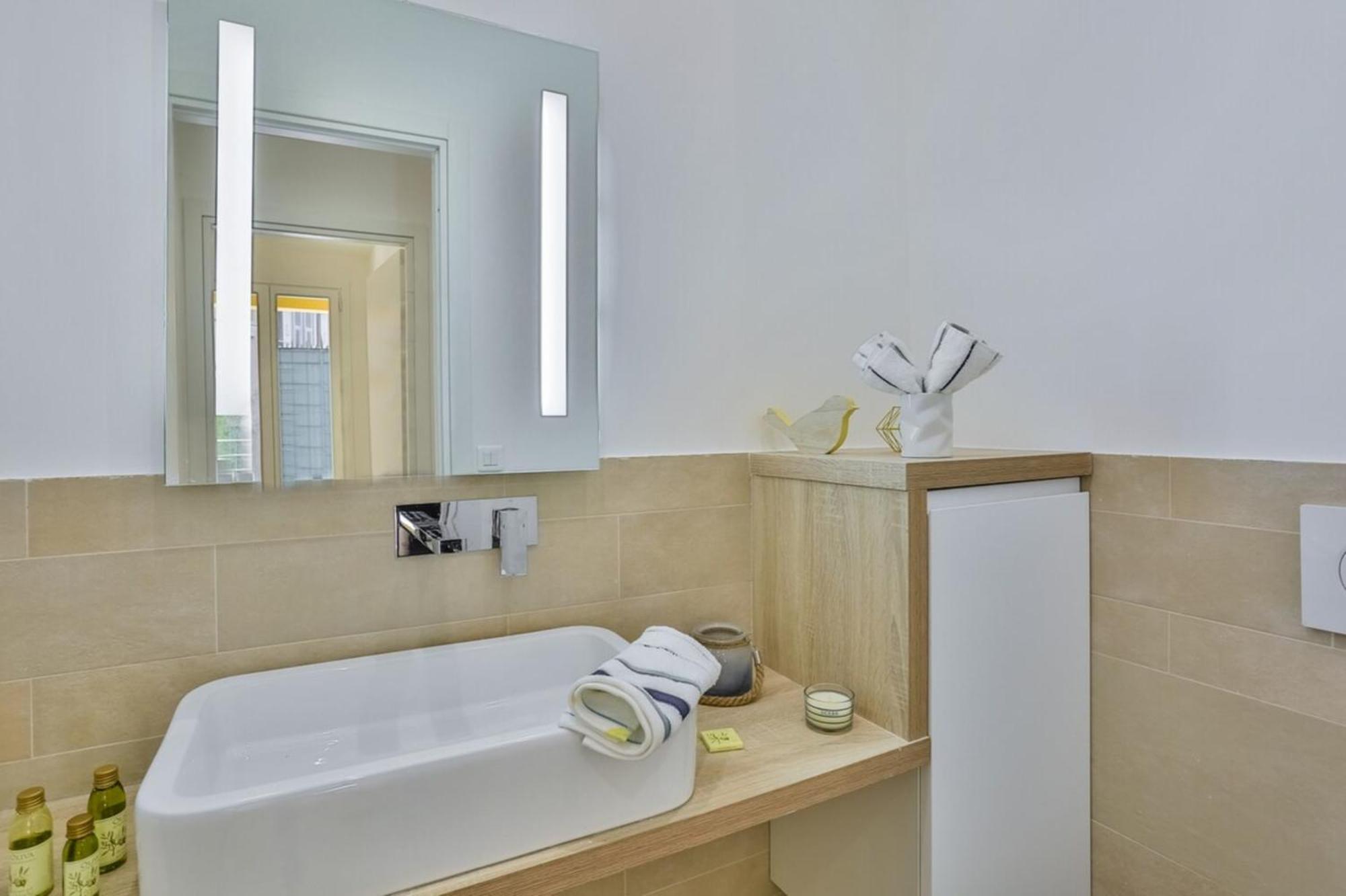 Апартаменты France 82 Tp -1 Min From The Sea - Terrace - Parking Ницца Экстерьер фото